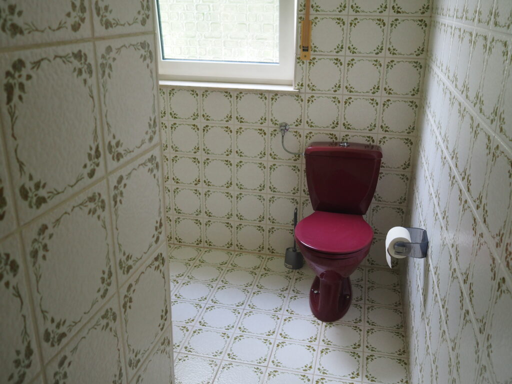 Eine Toilette.